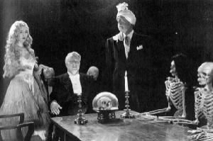 Scary seance! OOoooooOOO!